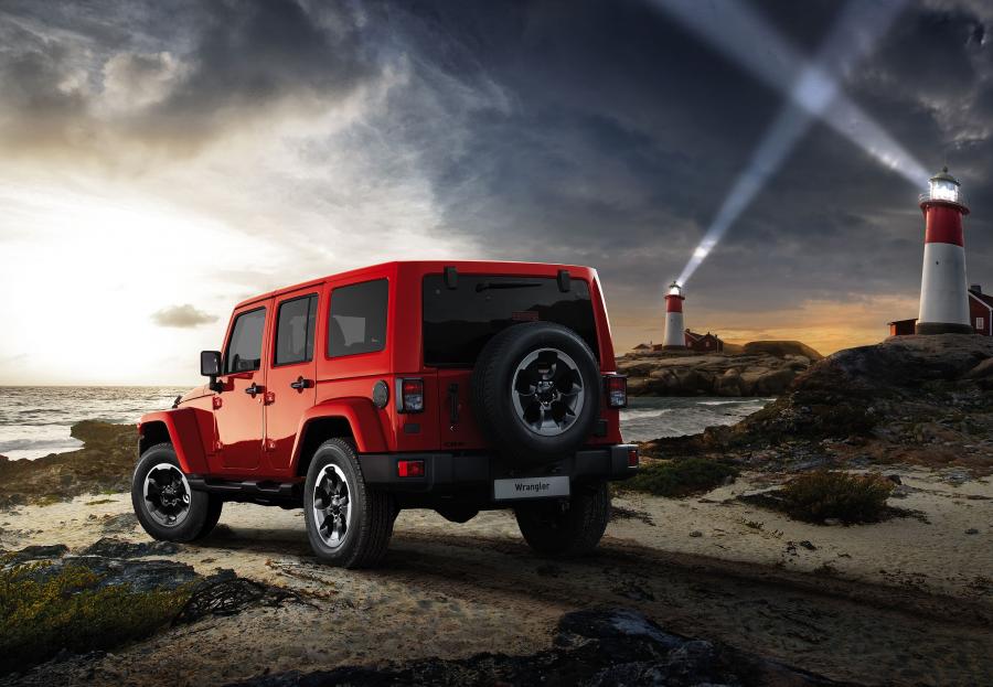 Jeep Wrangler Unlimited X 2015 года  (EU) (фото 3 из 3)